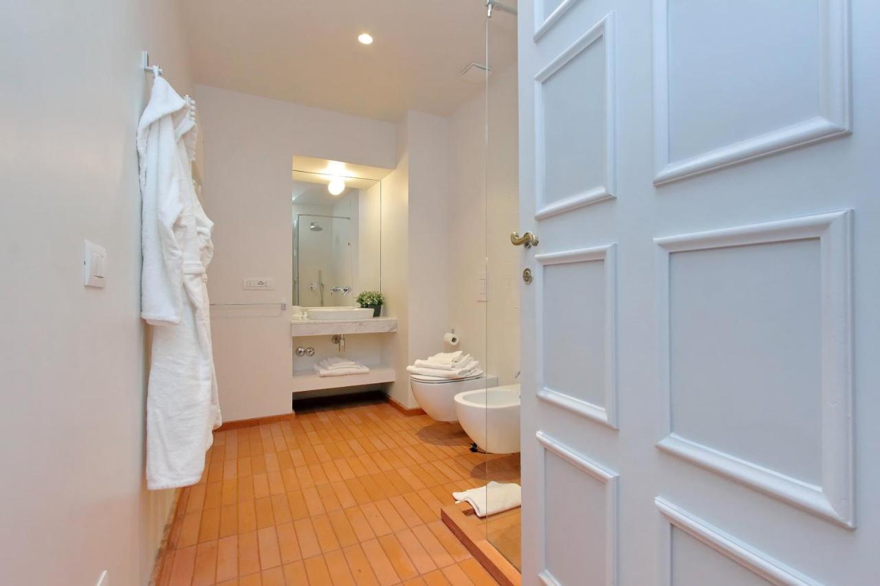 Torre Vecchiarelli - Executive Rooms Рим Екстериор снимка